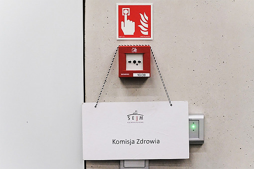 Gorąco wokół Centrum Medycznego Kształcenia Podyplomowego ►