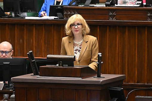 Zanieczyszczenie, zaufanie i Iga Świątek ►