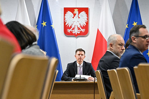 Dwa pakiety propozycji ograniczających dostępność alkoholu