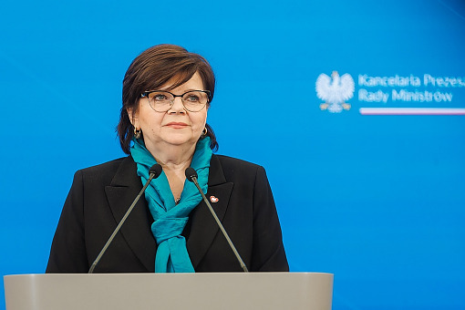 Zakaz sprzedaży nieletnim e-papierosów. Rząd przyjął projekt ►