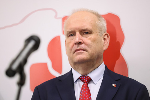 Szpitale powiatowe czekają na 6,6 mld zł z NFZ