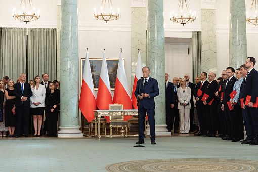 Zmiany na Miodowej: Premier stawia na fachowca 