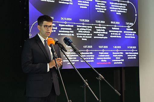 Nowa ustawa dyskryminuje polskich lekarzy ►