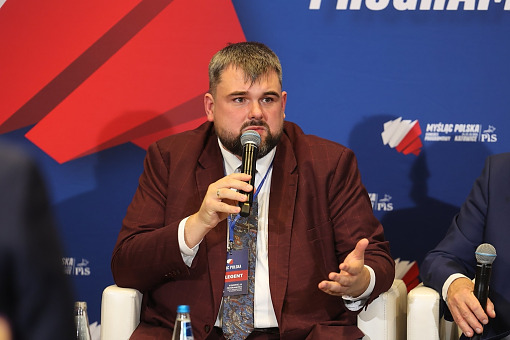 Chcecie darmowe studia lekarskie? To je odpracujcie ►