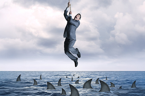 Ile „wiszą”, kto utonie?