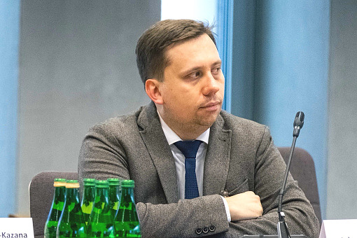 Niezdrowe nożyce ►