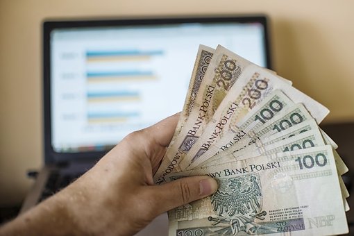 Płace minimalne w ochronie zdrowia wzrosną prawie o 9 proc.