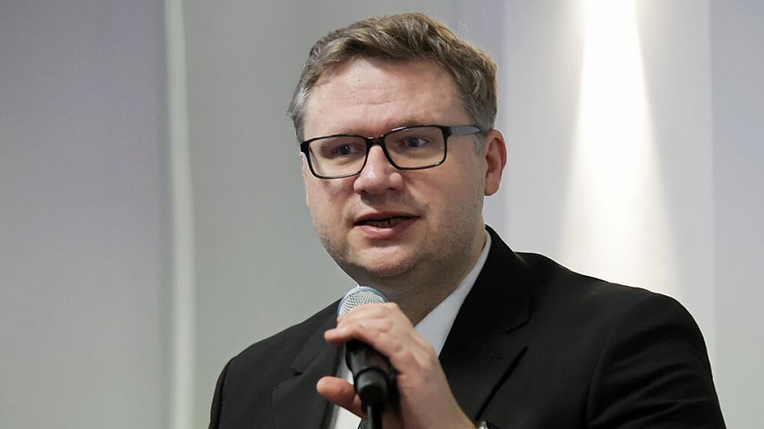 Zmiany w resorcie zdrowia, Jakub Gołąb odwołany