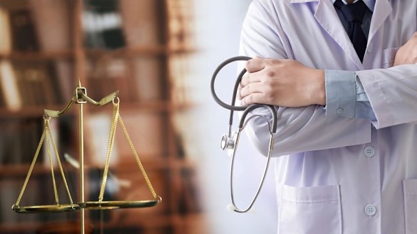 Zaostrzony wyrok i kary bezwzględnego więzienia dla lekarzy