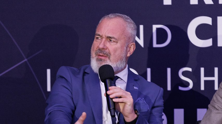 Czy NFZ ma pieniądze na nowe świadczenia?
